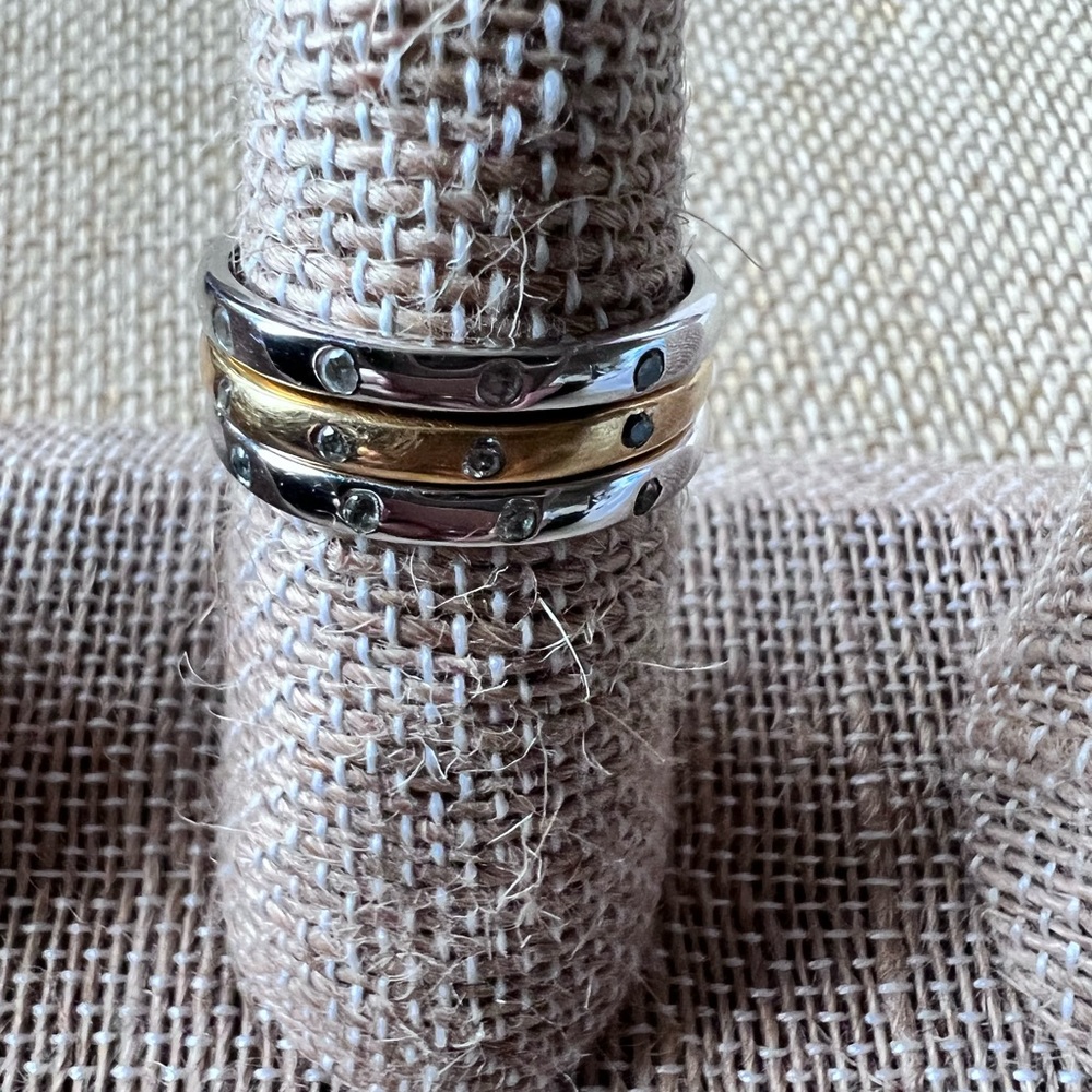Canada CA .925 3 stackable Rings each  4 Crystals 2 Silver 1 Gold all Sterling 8